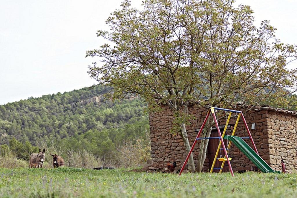 Masia Ca L'Anima Hotel La Baronia de Rialb Habitación foto